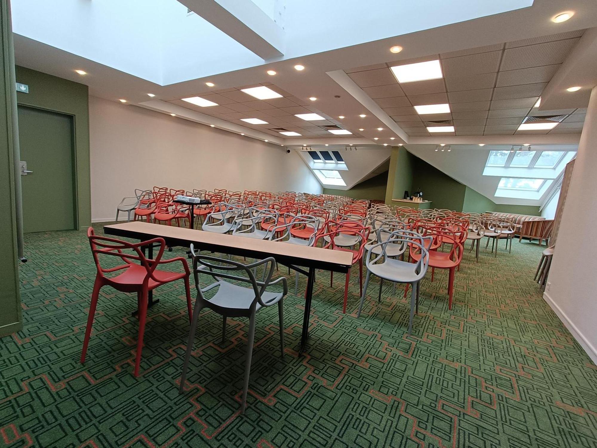 Ibis Styles诺曼底酒店
